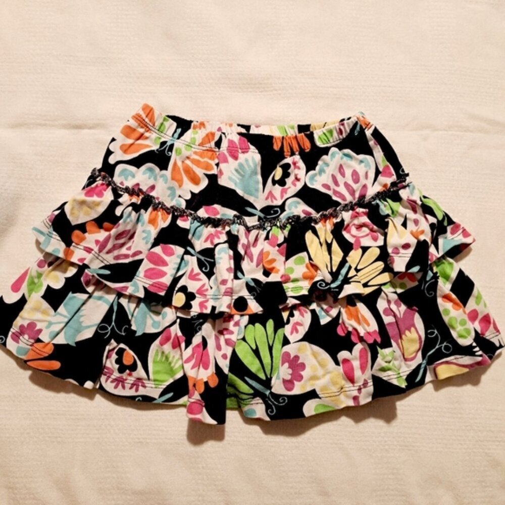 Hanna Andersson girls size 110 or 5 floral 2 tier skirt, have modesty shorts